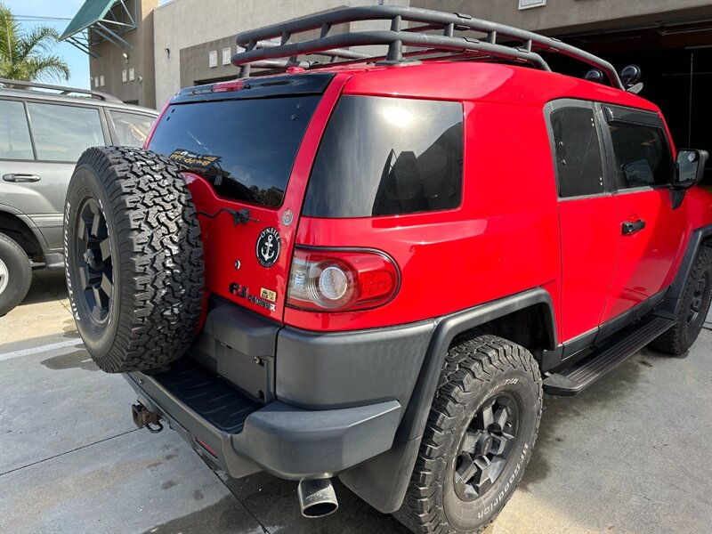 toyota fj cruiser 2012 JTEBU4BF9CK132085 image toyota fj cruiser 2012 JTEBU4BF9CK132085 image